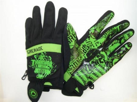 grenade-x-thrasher-pipeglove